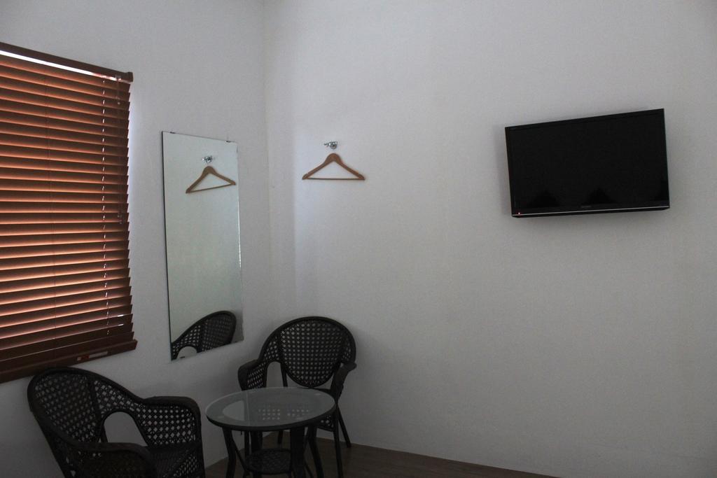 Discover Boracay Hotel Kalibo Extérieur photo